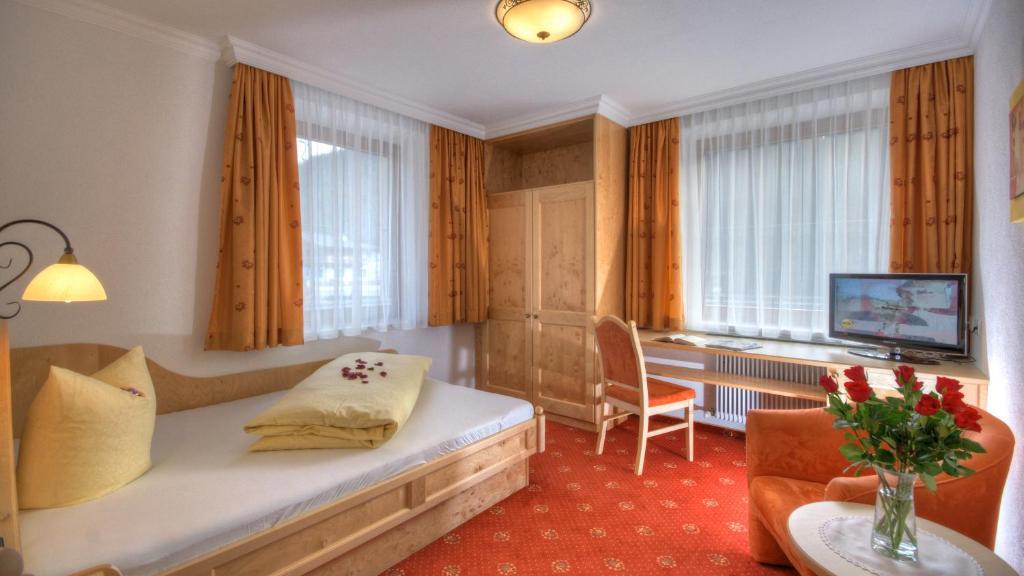 Hotel-Garni Weidacherhof Leutasch Szoba fotó