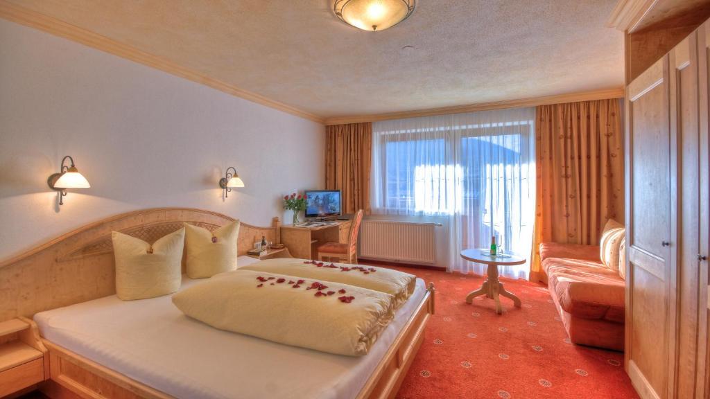 Hotel-Garni Weidacherhof Leutasch Szoba fotó
