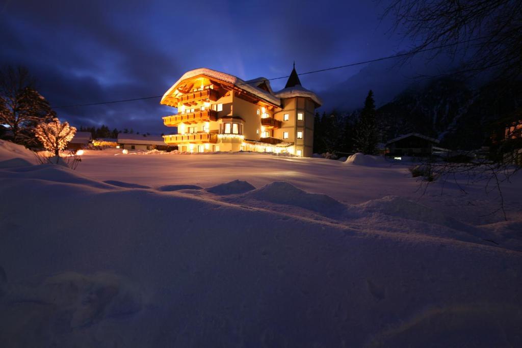 Hotel-Garni Weidacherhof Leutasch Kültér fotó